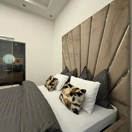 Luxury Gold Apartamento Budapest