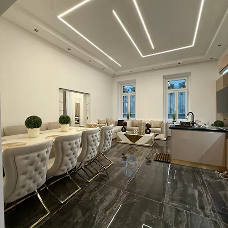 Apartment Luxury Gold Budapest