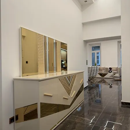 Luxury Gold *