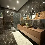 Luxury Gold Budapest