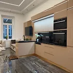 Luxury Gold Budapest